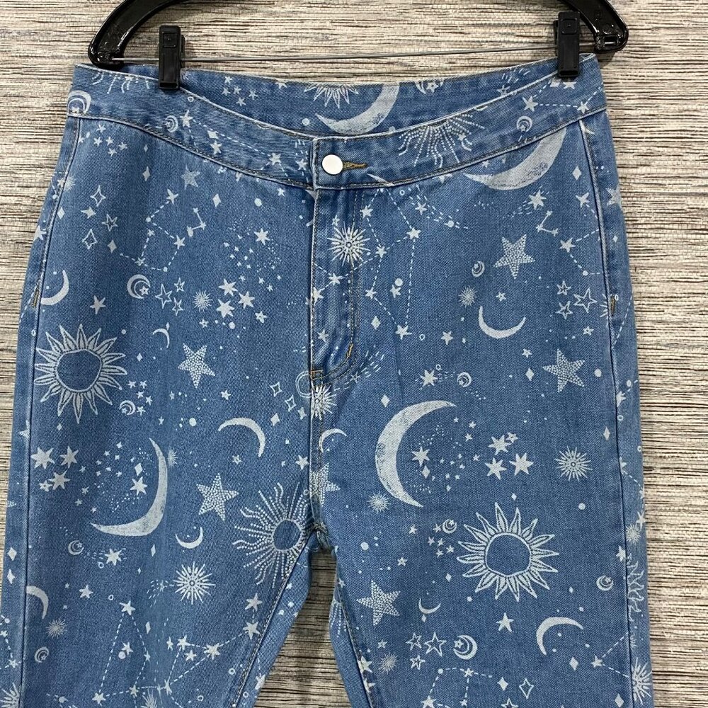 đ⨠Rue 21Cosmic Dreamer BOHO Juniors XL Bell Bottom Jeans Star Moon & Sun Print - Picture 8 of 10